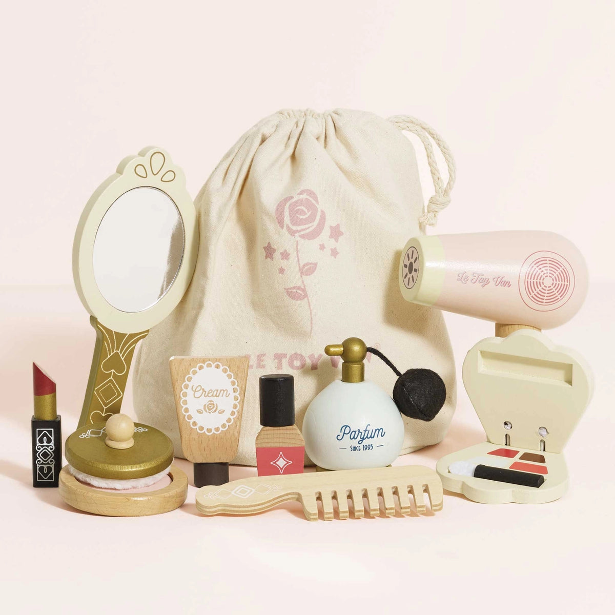 Wooden Vanity Star Beauty Kit