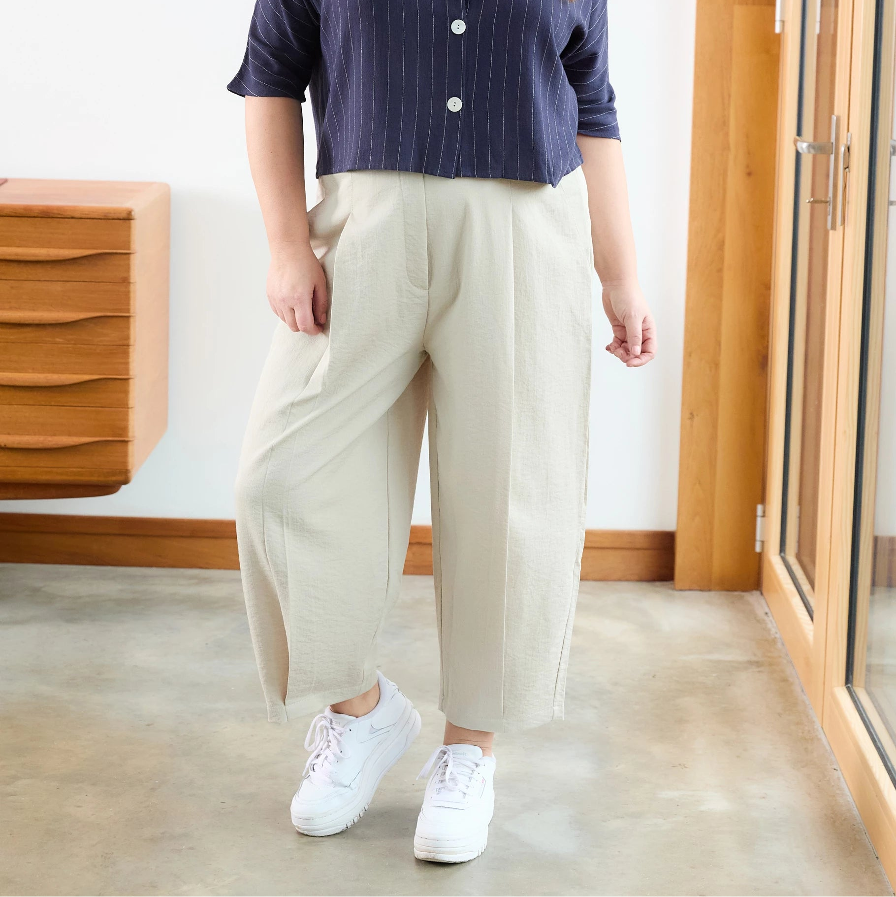 Twill Pleat Front Elastic Waist Trouser