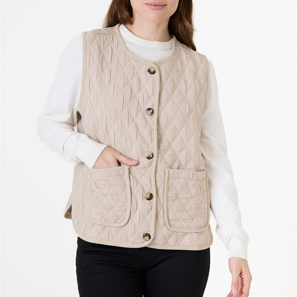 Round Neck Boxy Diamond Quilted Gilet