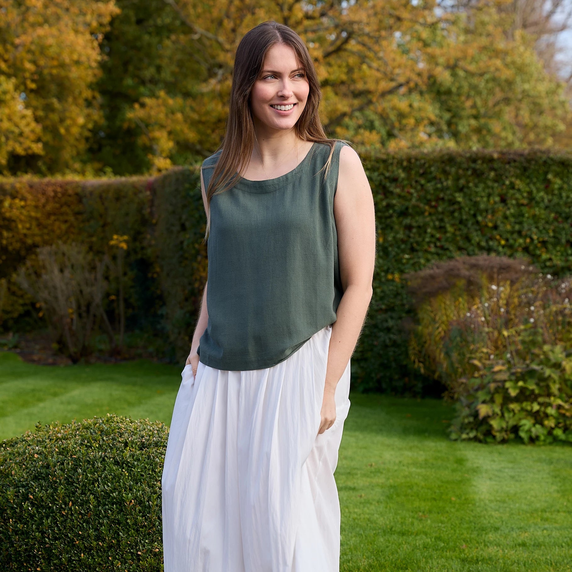 Linen Viscose Button Back Vest