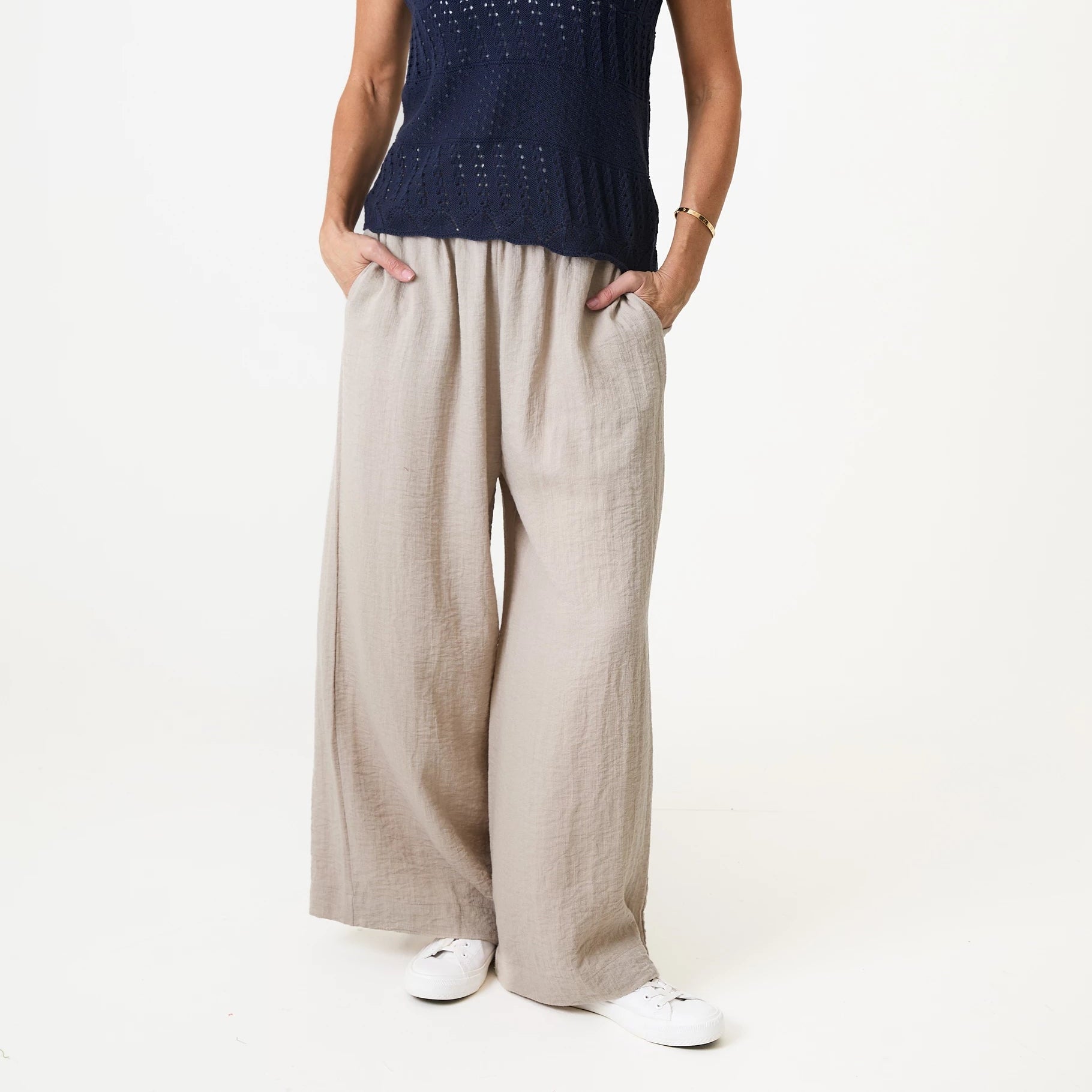 Ripple Elastic Waist Palazzo Pants