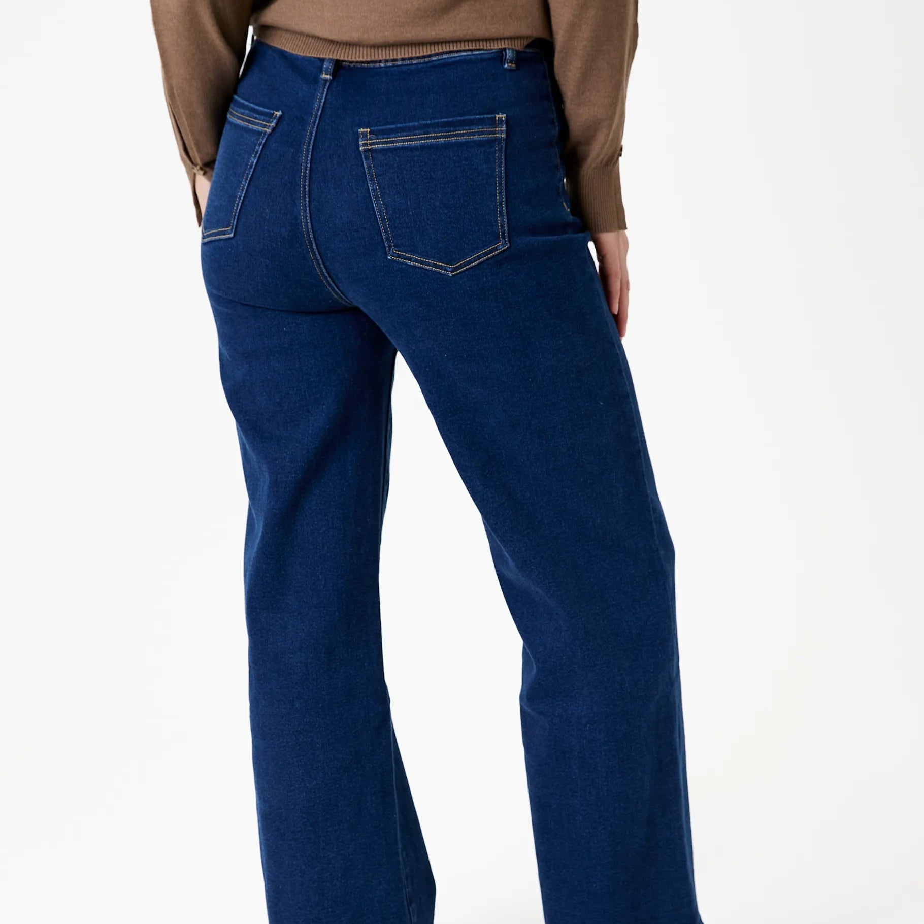 Denim Patch Pocket Front Wide Leg Jean