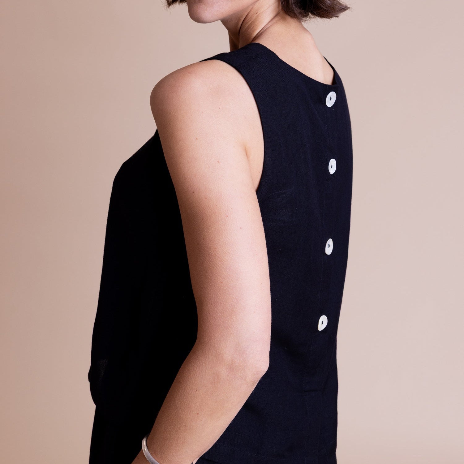 Button Back Shell Top