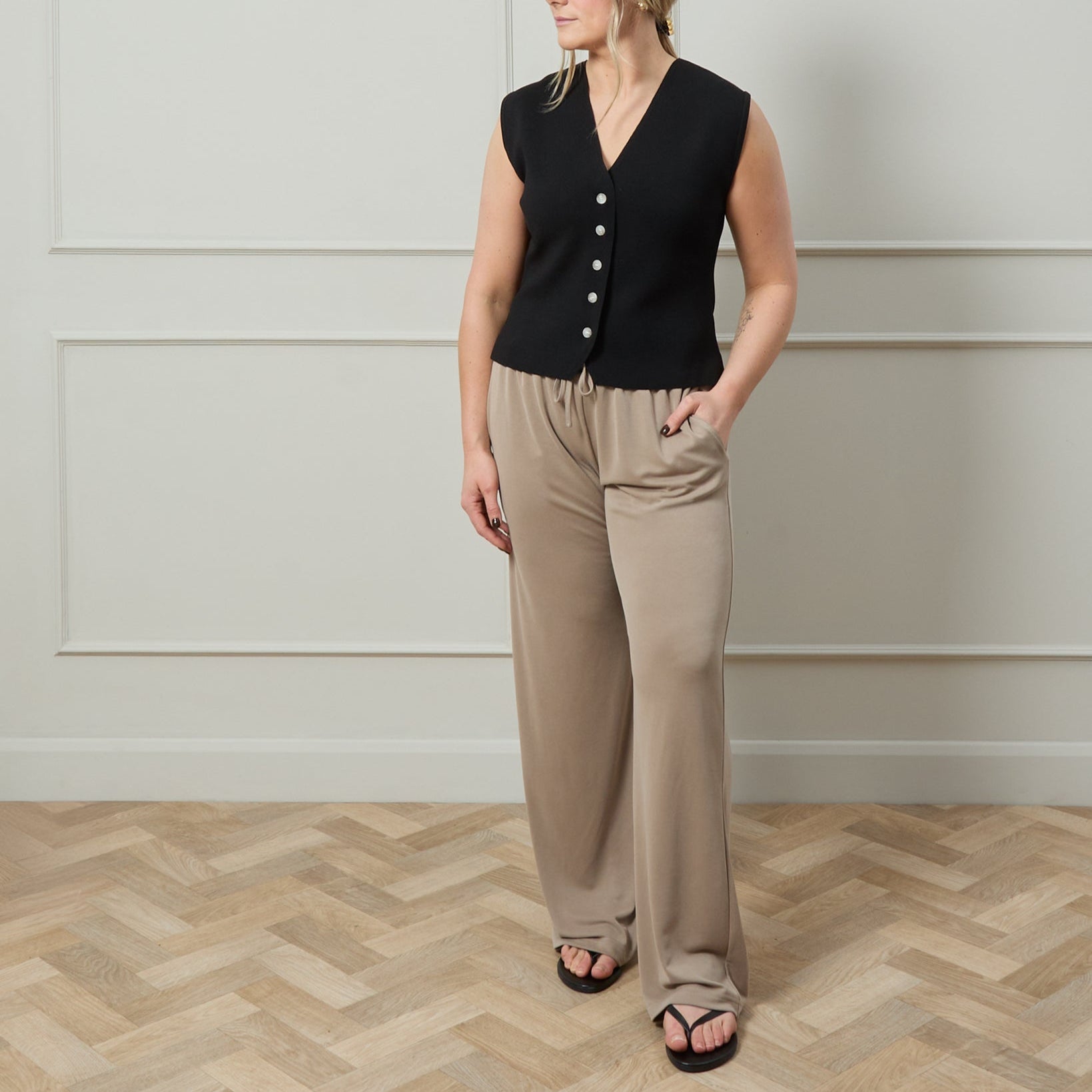 Chalk Leona Pant
