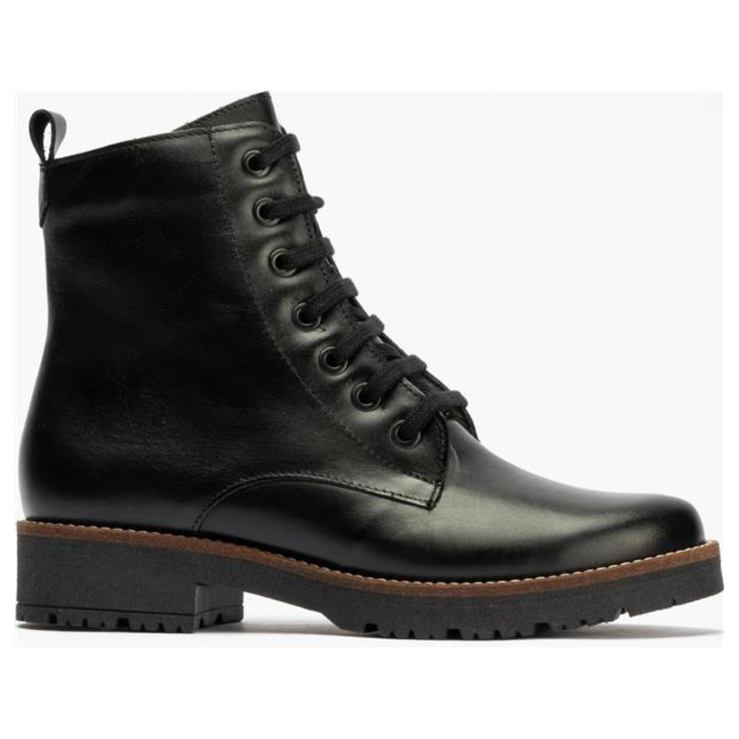 Pitillos Black Leather Lace Up Boots (10084)