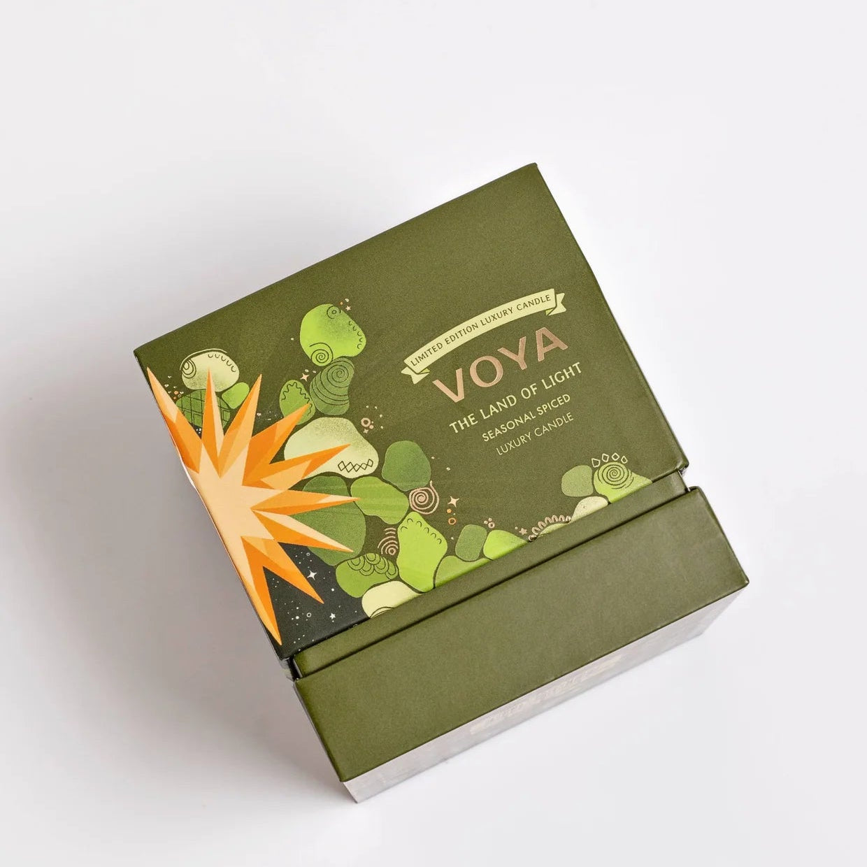 The Land of Light - Seasonal Spiced Scented Candle