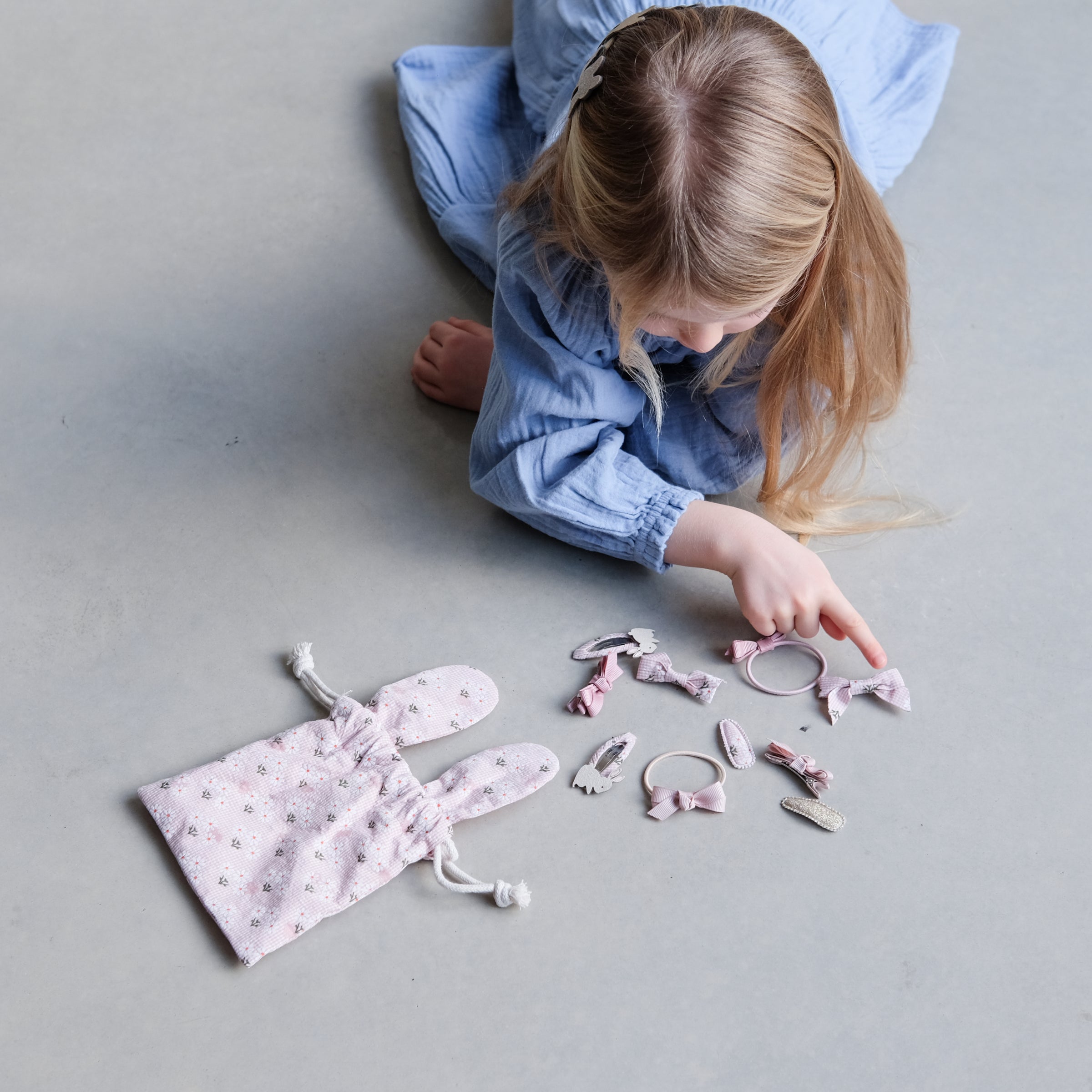 Mimi & Lula Pink Easter Pouch