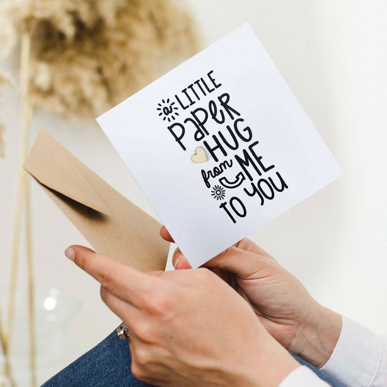 Jodie Gaul & Co Little Paper Hug Card