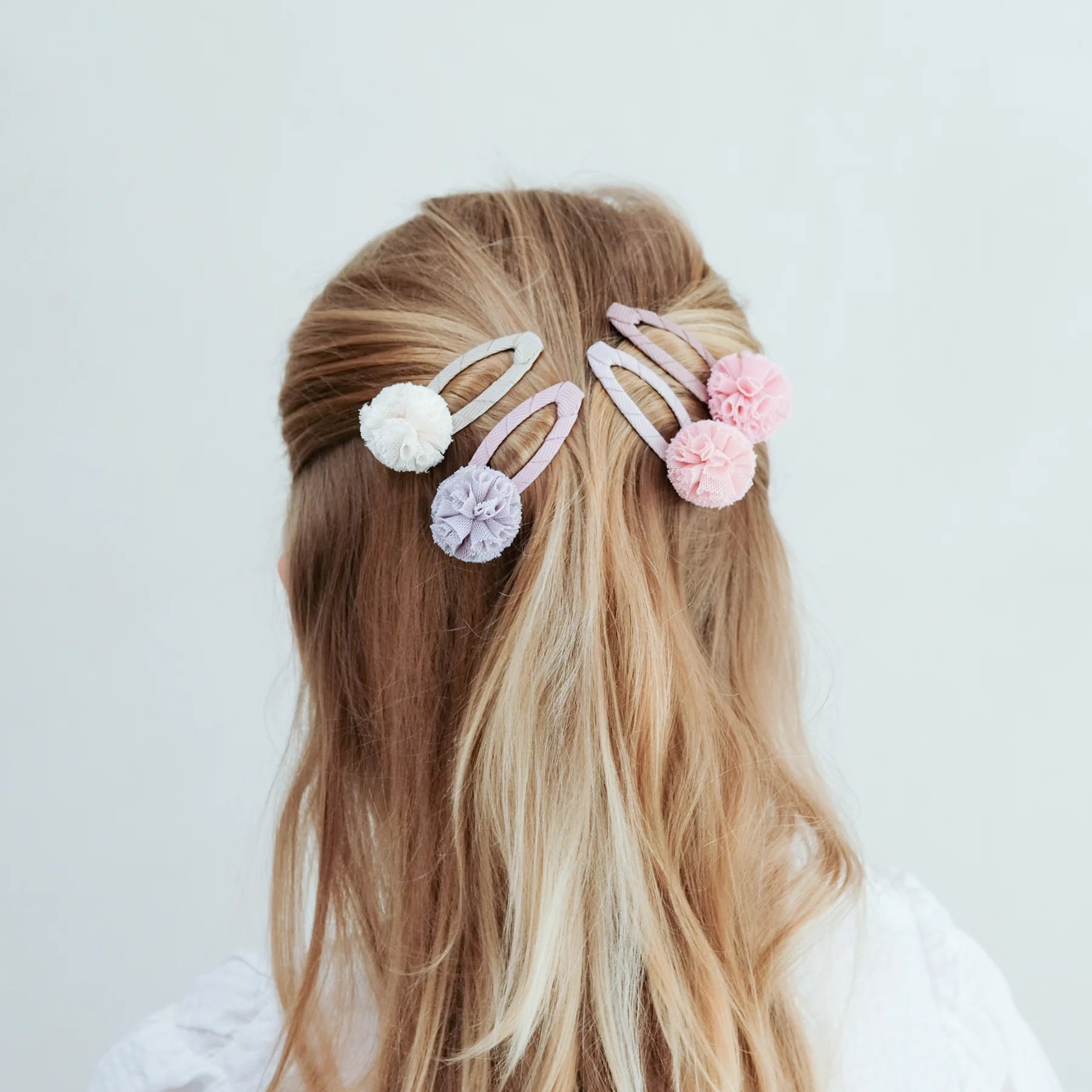 Tulle Pom Pom Clips