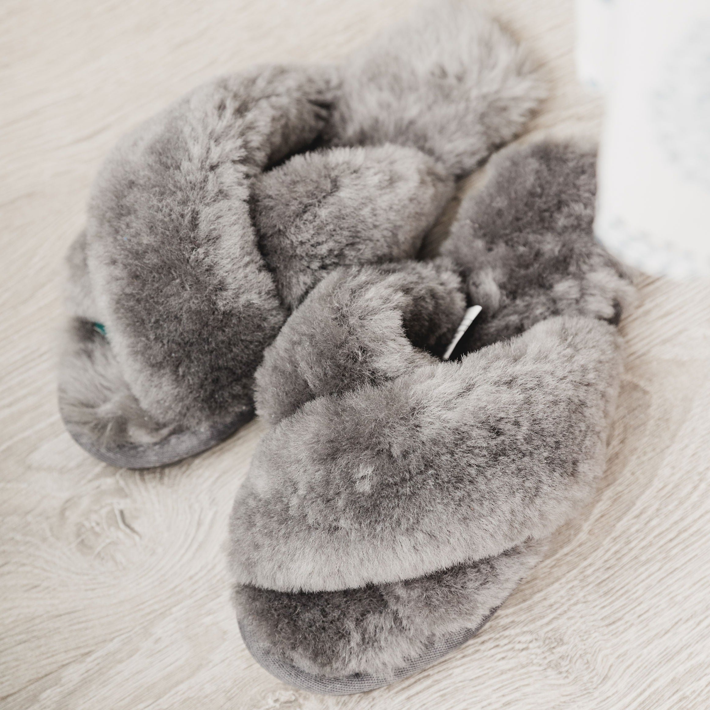 EMU Mayberry Crossover Sheepskin Slipper