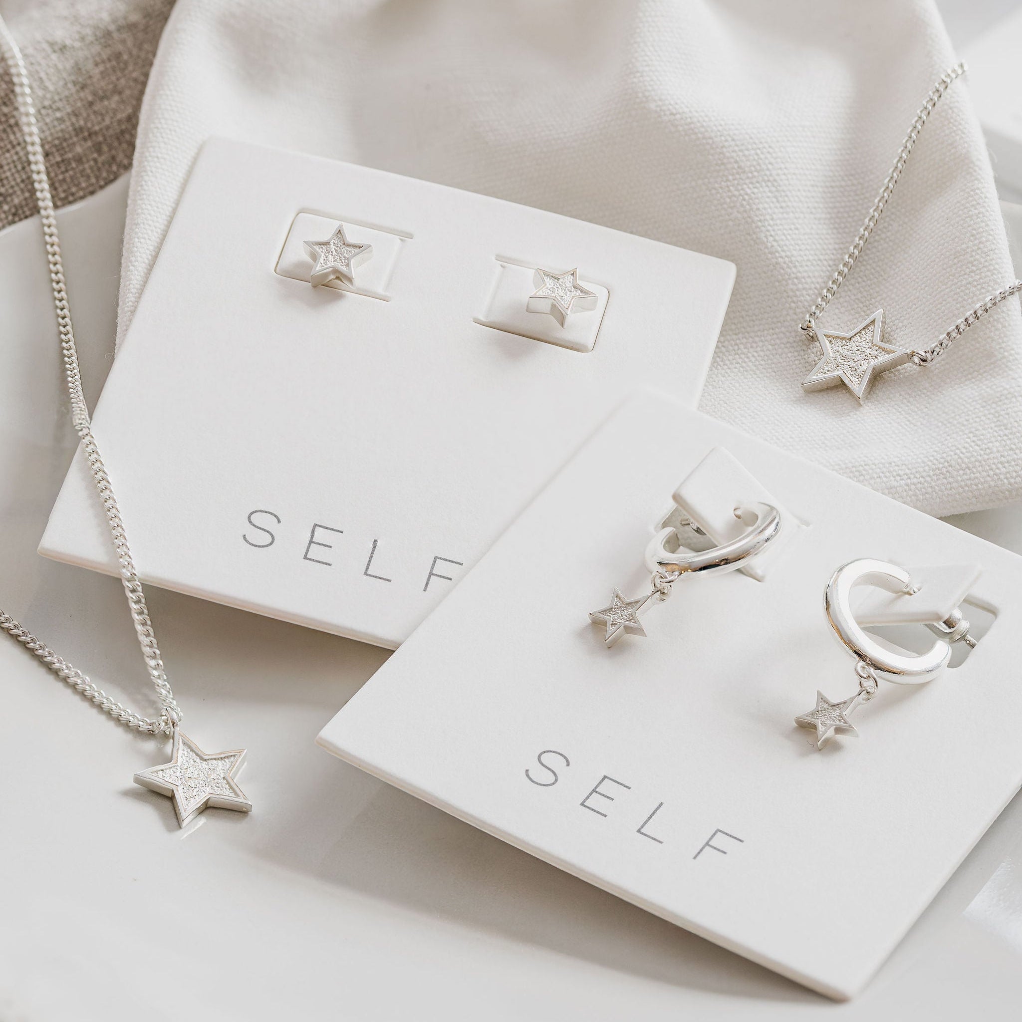 'The Astra' Textured Star Bracelet