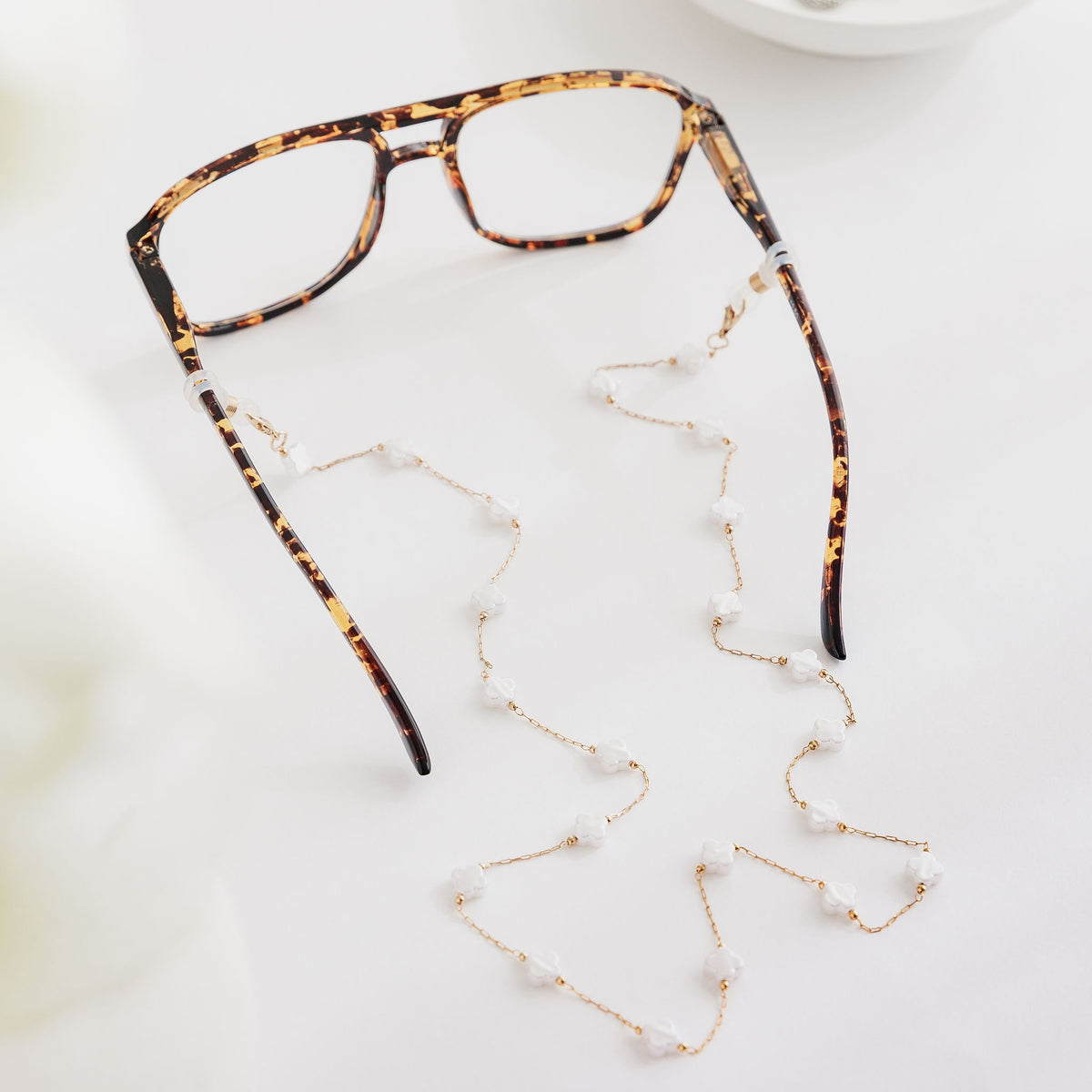 Adeline Pearl Glasses Chain