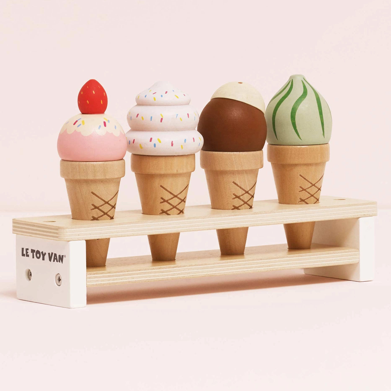 Wooden Ice Cream Cones Set
