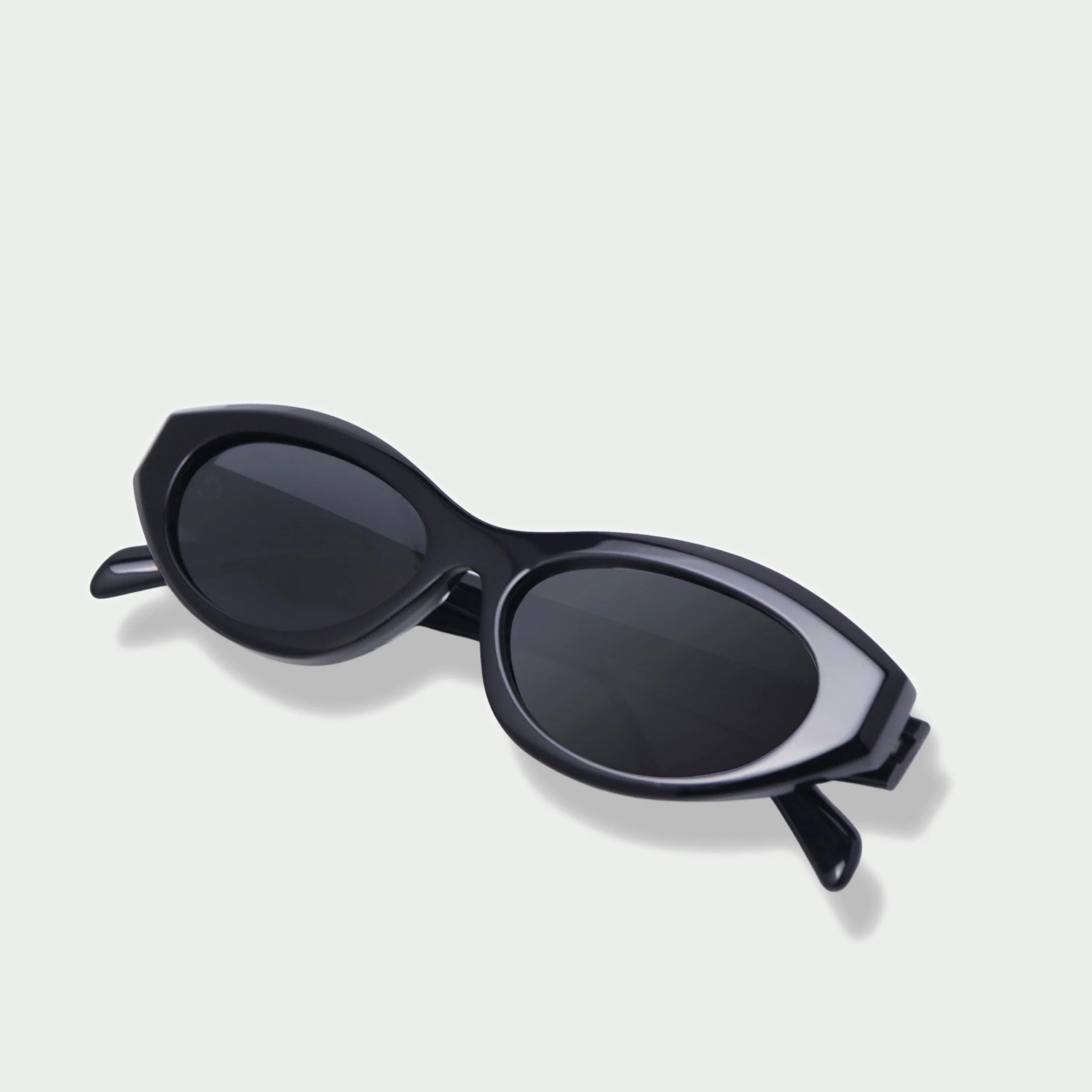 Tutti & Co. Arc Sunglasses