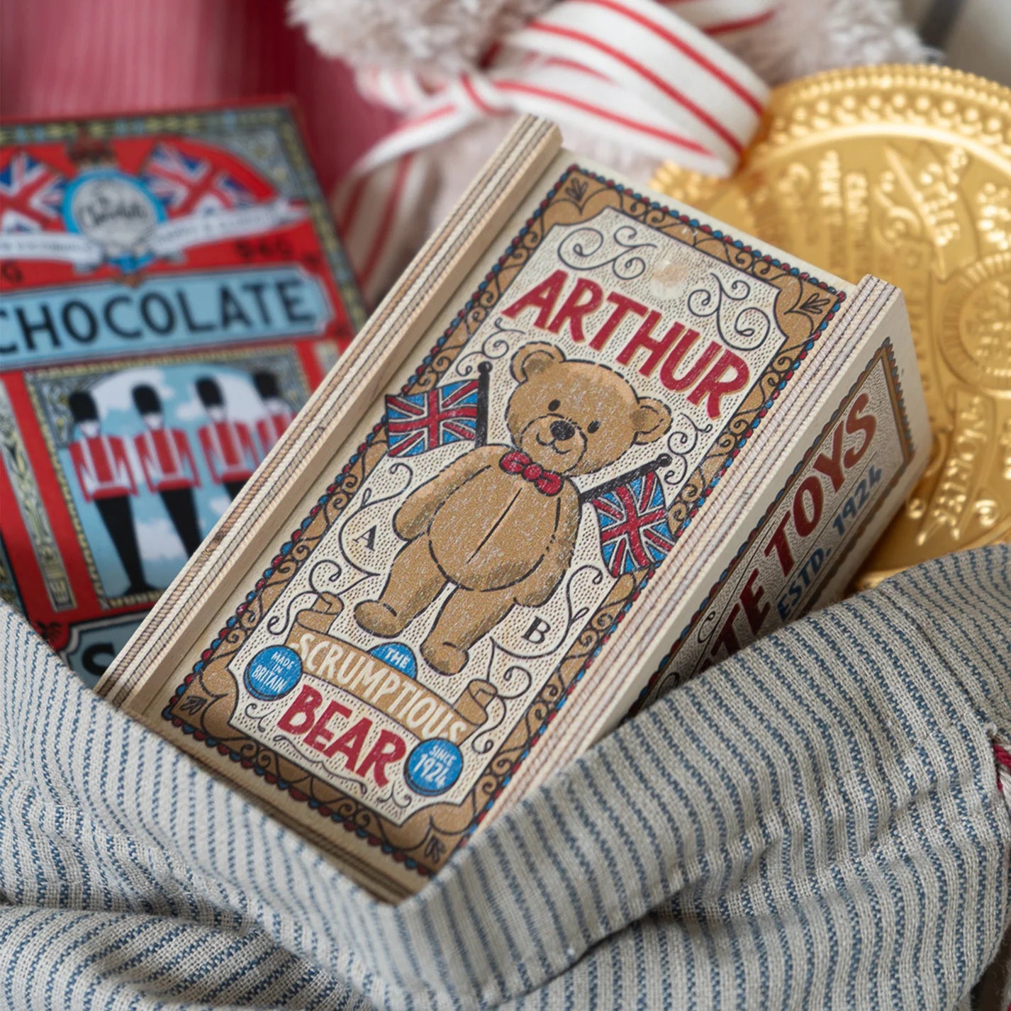 Milk Chocolate Arthur the Bear Box