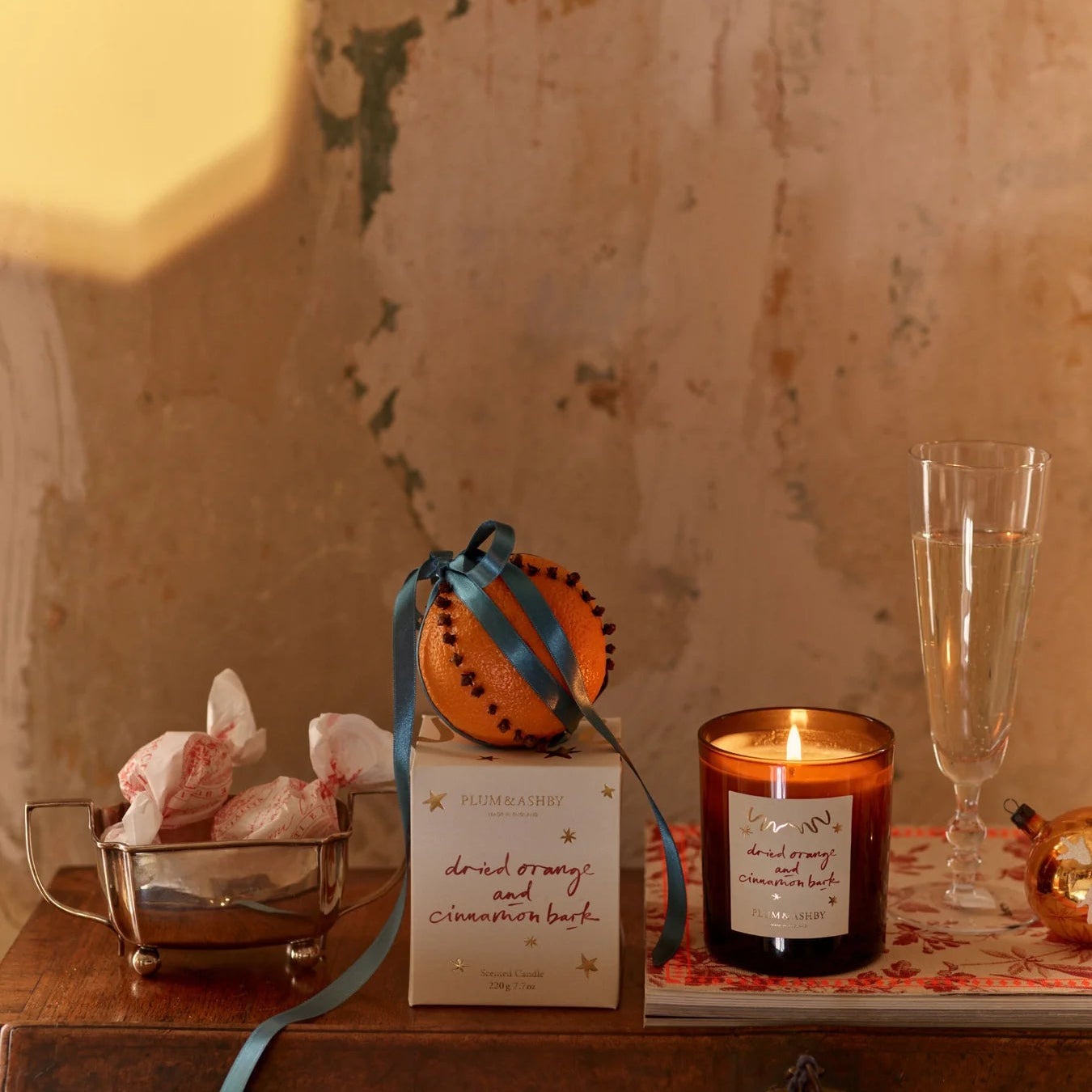Plum & Ashby Dried Orange & Cinnamon Bark Candle