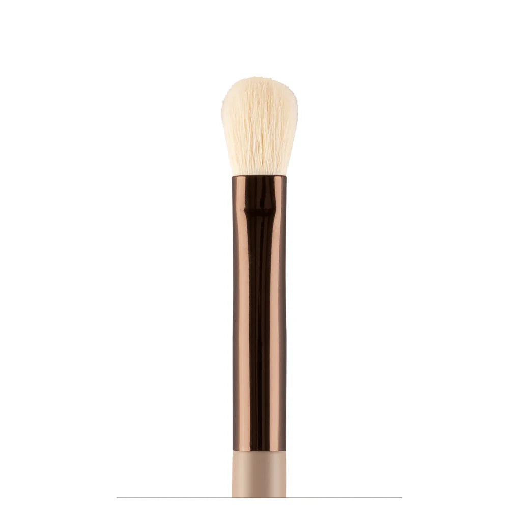 Delilah Cosmetics - Eyeshadow Brush