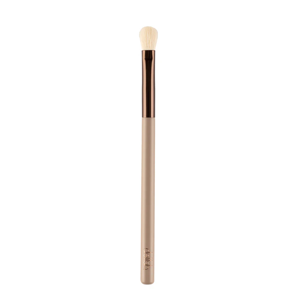 Delilah Cosmetics - Eyeshadow Brush