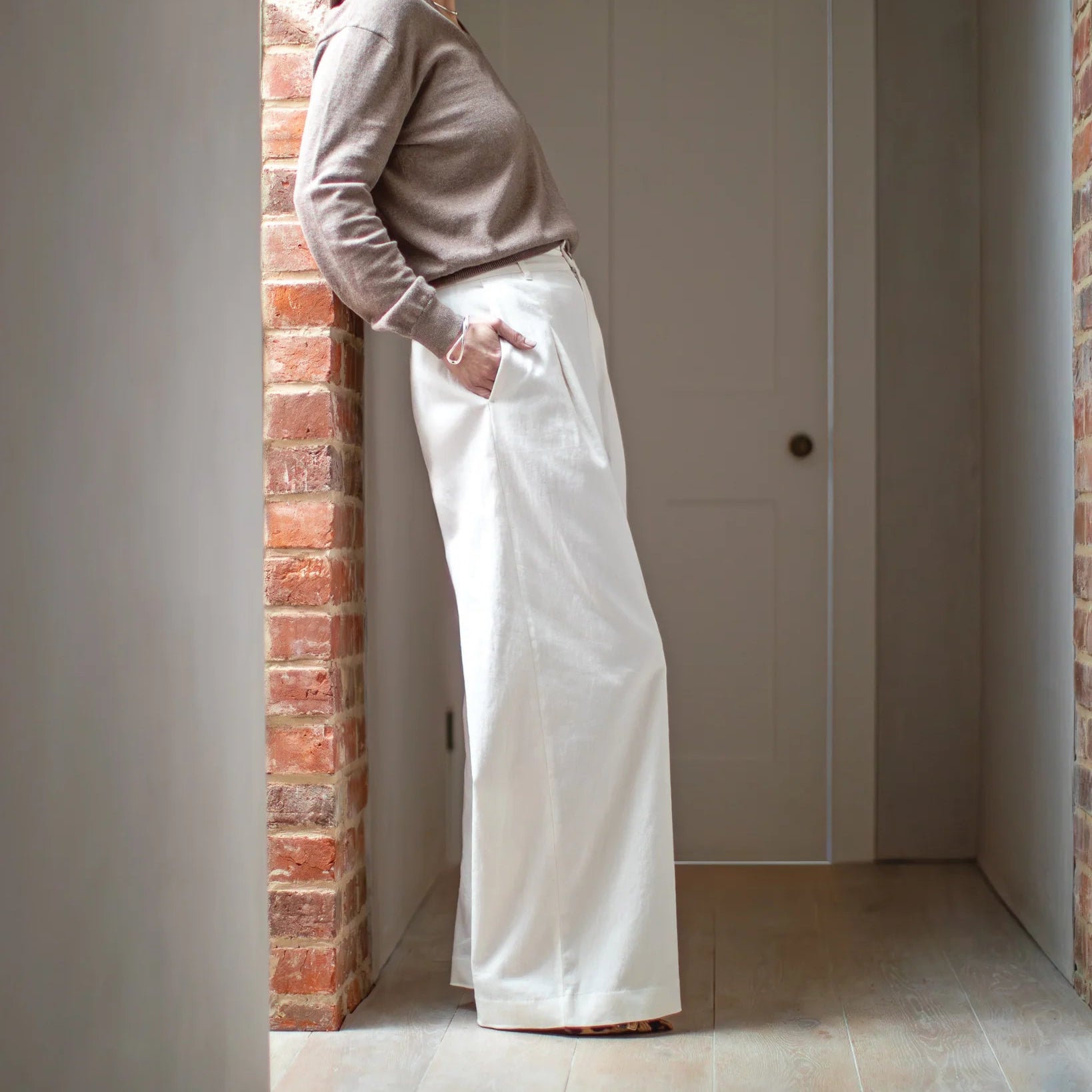 Chalk Jasmine Trouser