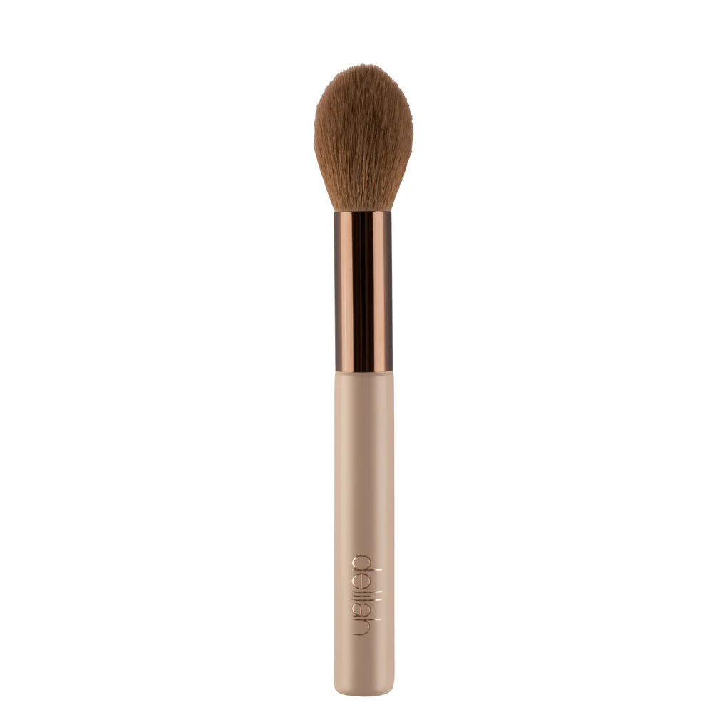 Delilah Cosmetics - Finishing Brush