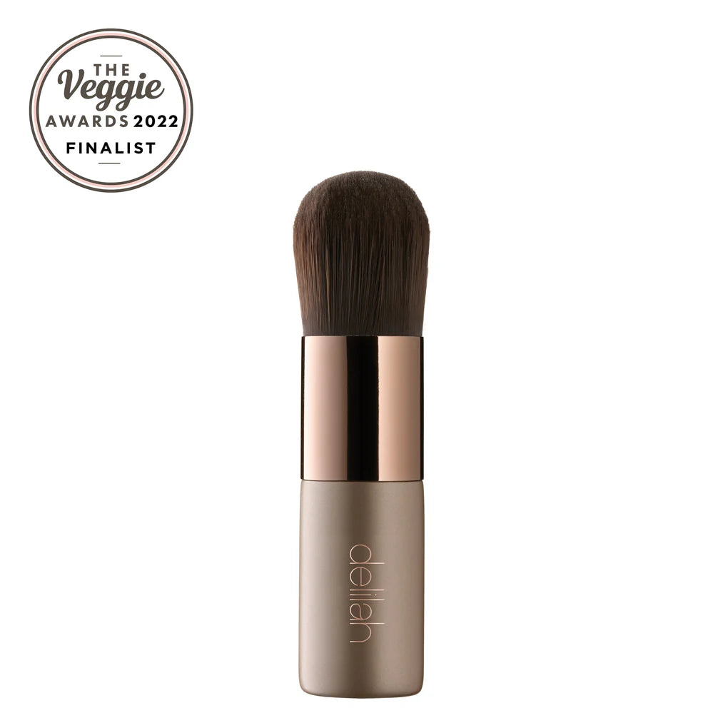 Delilah Cosmetics - Foundation Kabuki Brush