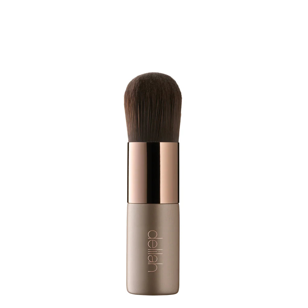 Delilah Cosmetics - Foundation Kabuki Brush