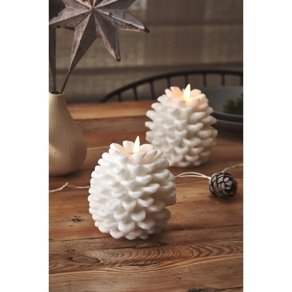 Pinecone Candle (White)