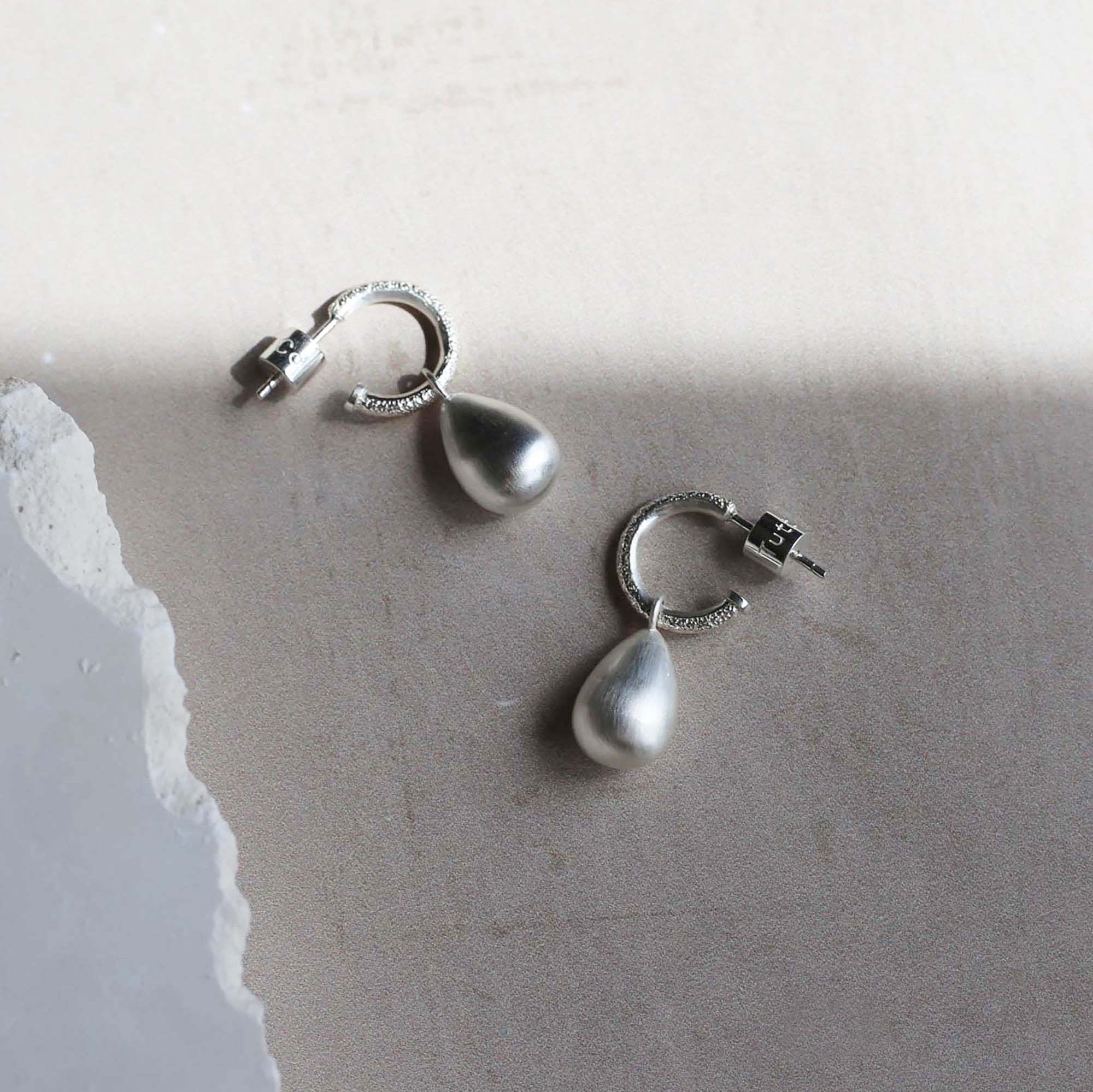 Tutti & Co Pebble Earrings