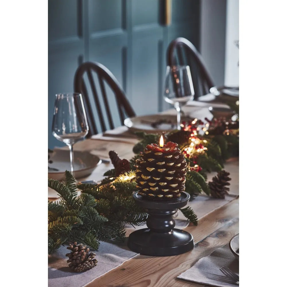 Pinecone Candle