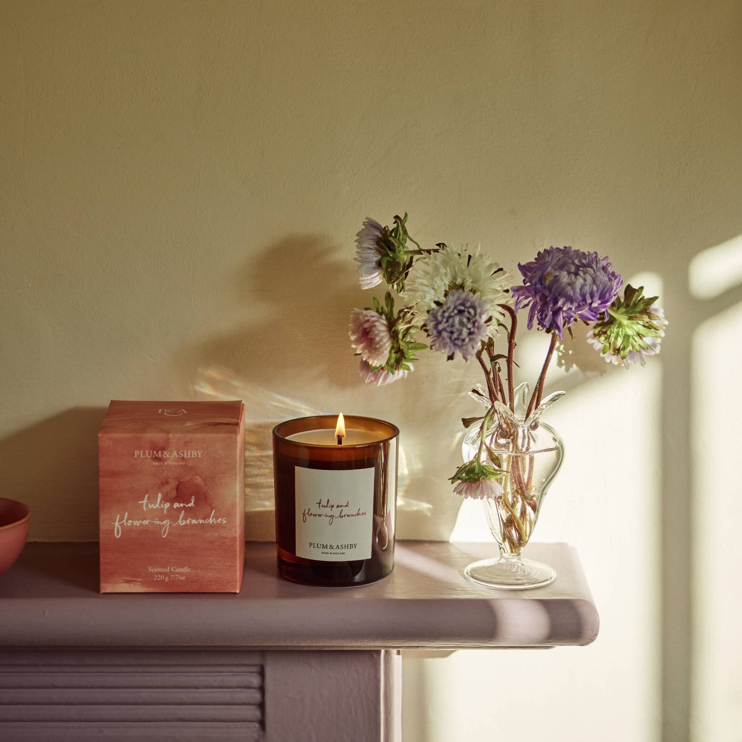 Plum & Ashby Tulip & Flowering Branches Candle